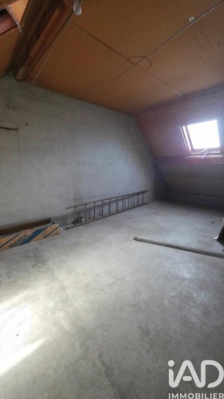 Maison - 111 m² - 7 pièces