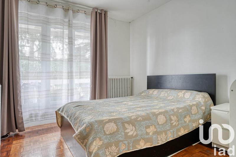 Appartement - 99 m² - 4 pièces