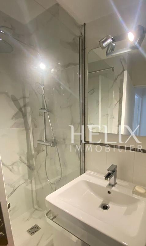 Appartement - 92 m² - 5 pièces