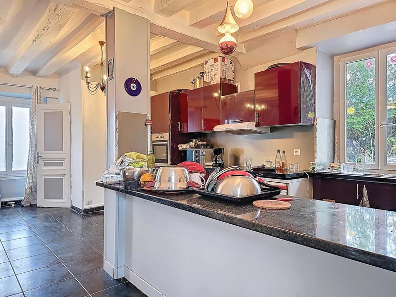 Maison - 200 m² - 6 pièces