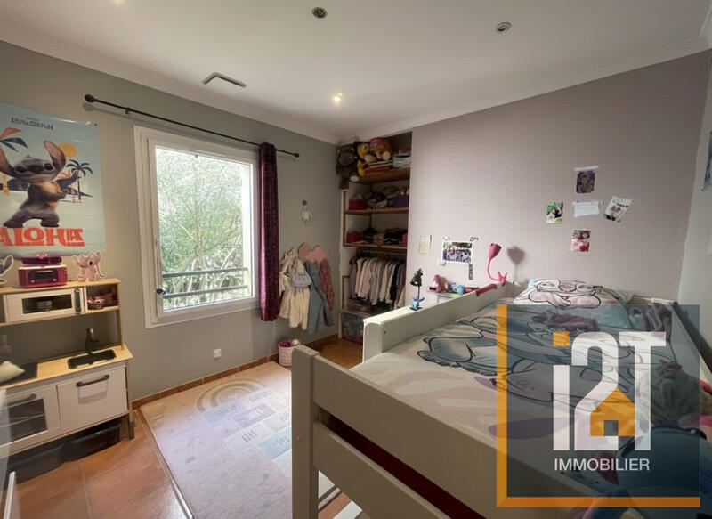 Villa - 130 m² - 5 pièces