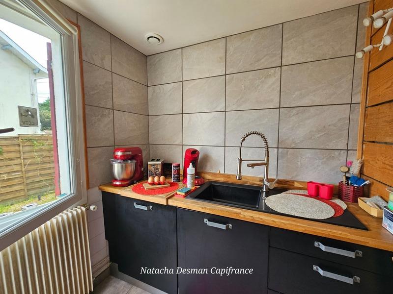 Maison - 229 m² - 9 pièces