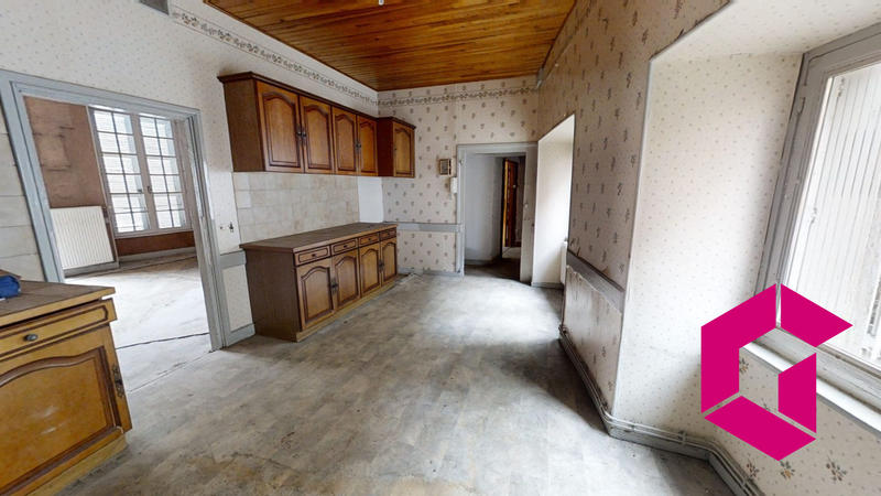 Maison - 552 m² - 15 pièces