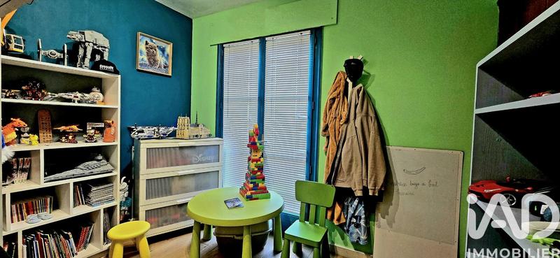 Maison - 212 m² - 10 pièces