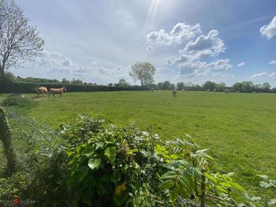 Propriété - 164 m² - 8 pièces