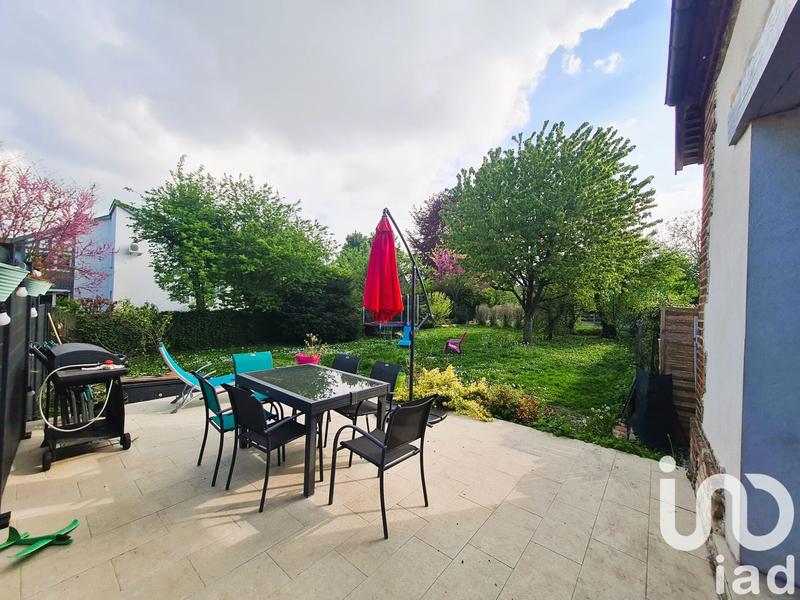 Maison - 187 m² - 8 pièces