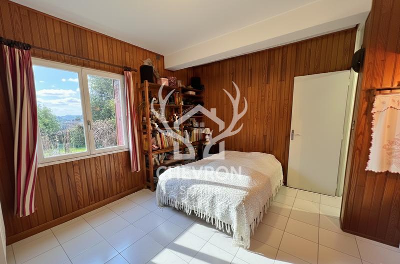 Maison - 104 m² - 5 pièces