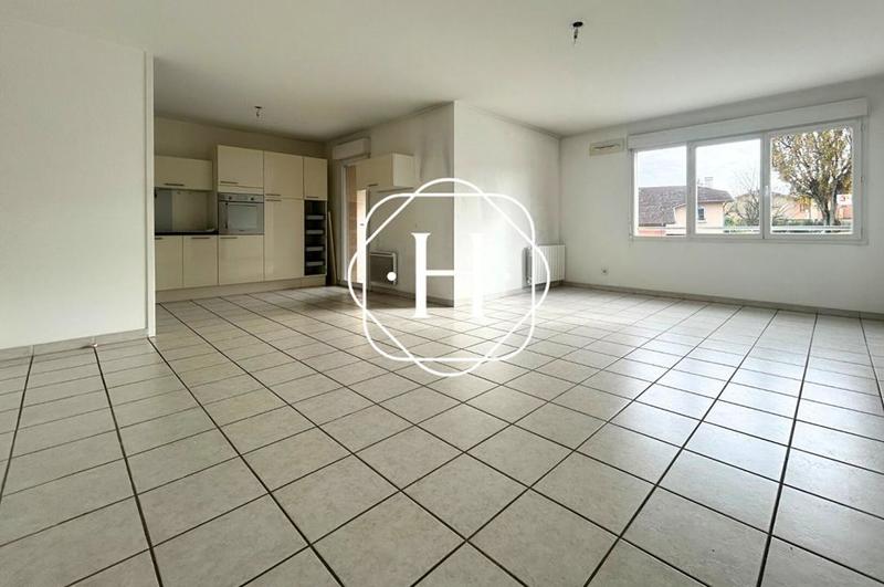 Appartement - 90 m² - 4 pièces