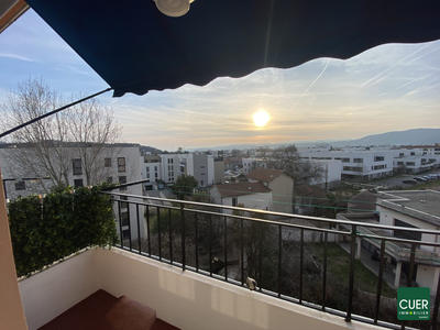 Appartement - 70 m² - 3 pièces