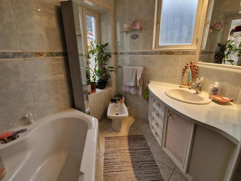 Maison de maîtres - 159 m² - 8 pièces