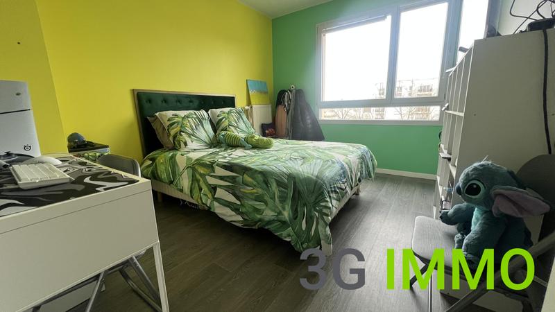 Duplex - 93 m² - 5 pièces