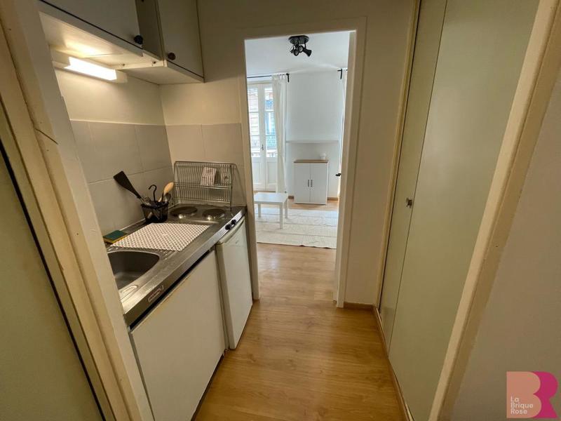 Studio - 25 m² - 1 pièce