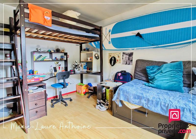 Maison - 182 m² - 8 pièces