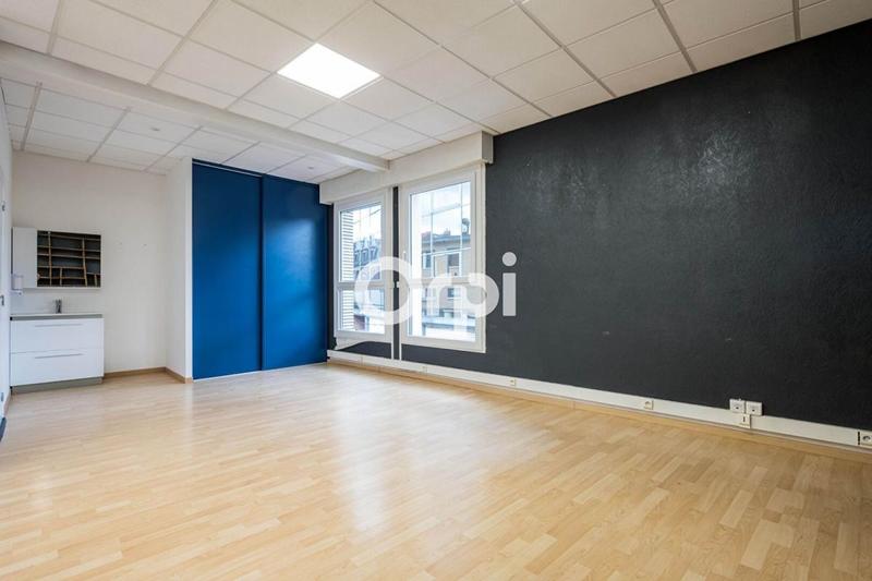 Bureau - 66 m²