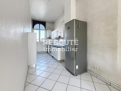 Appartement - 79 m² - 3 pièces