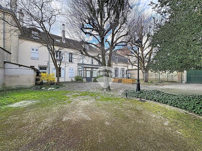 Immeuble - 419 m² - 12 pièces