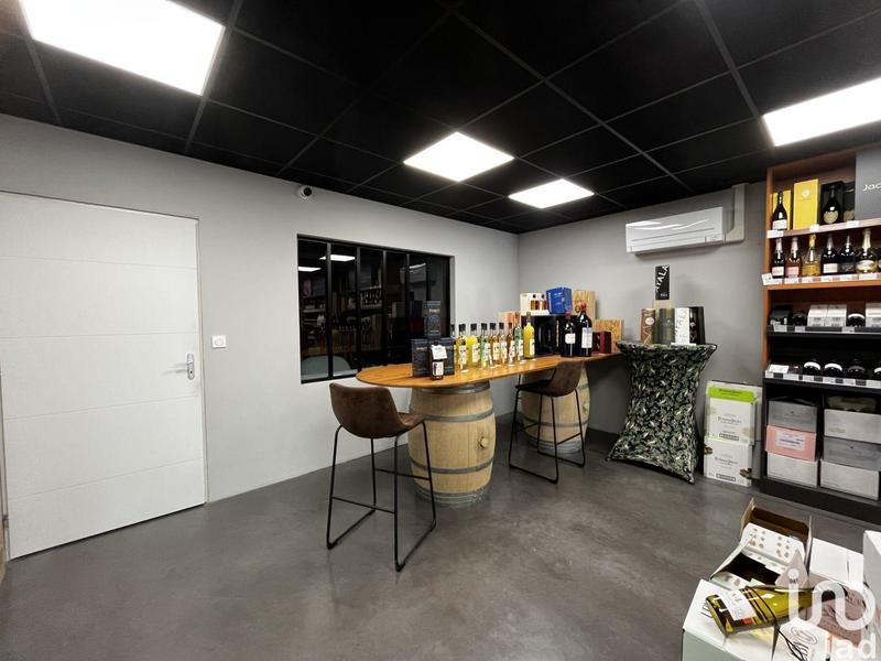 Local commercial - 214 m²