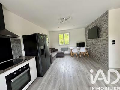 Maison - 64 m² - 4 pièces