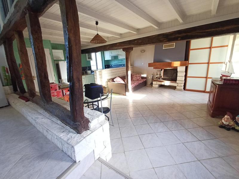 Maison - 96 m² - 4 pièces