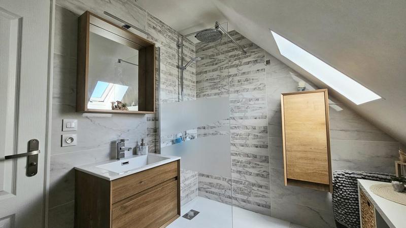 Maison ancienne - 137 m² - 6 pièces