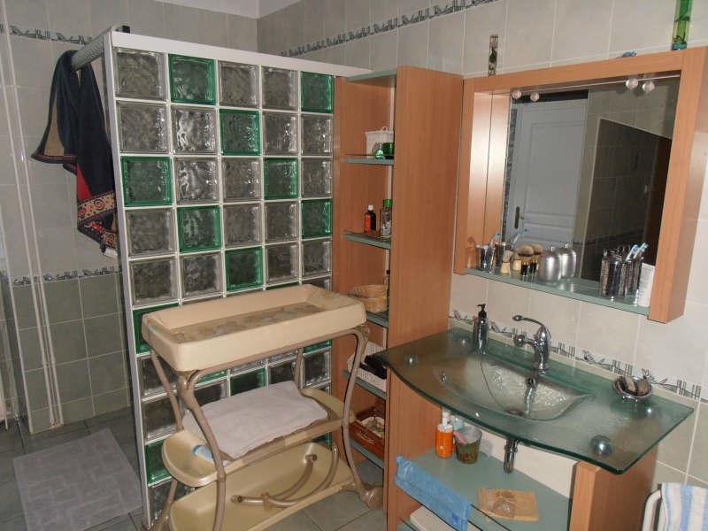 Maison - 260 m² - 8 pièces