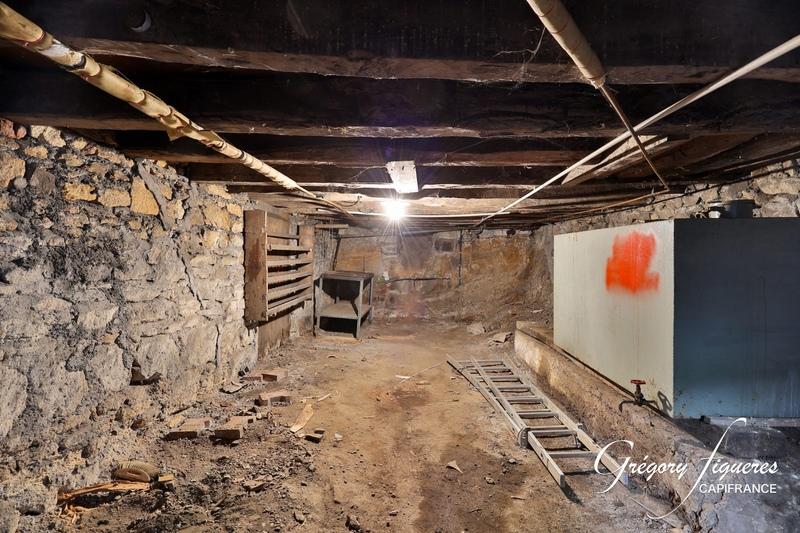 Maison - 143 m² - 8 pièces