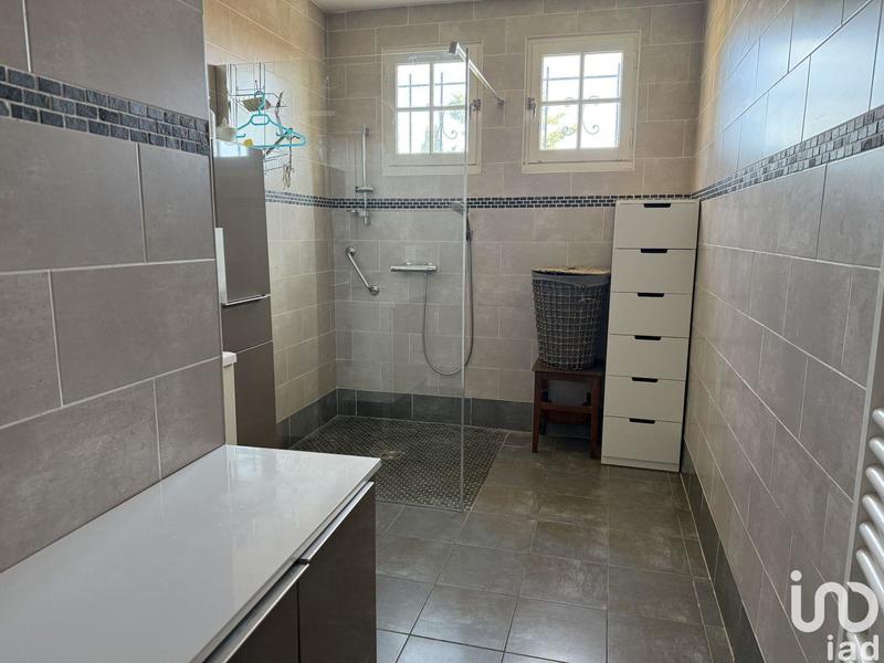 Maison - 226 m² - 6 pièces