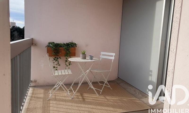 Appartement - 80 m² - 4 pièces