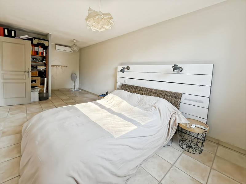 Maison - 213 m² - 7 pièces