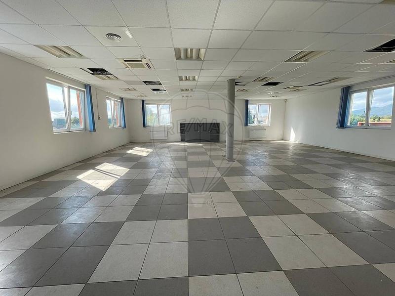 Bureau - 512 m² - 10 pièces