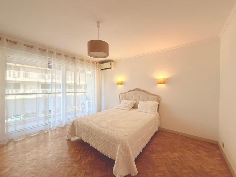 Appartement - 149 m² - 4 pièces