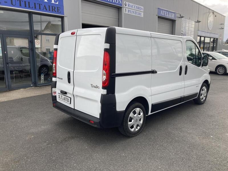 Renault Trafic 2 Ph3 2.0 Dci 115 Ch Confort Garantie 6 Mois / Reprise Possible
