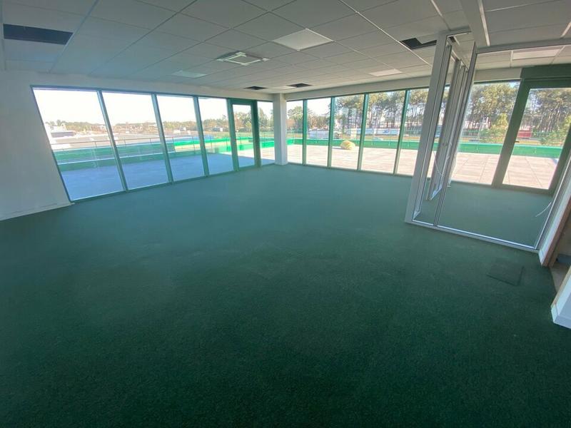 Local d'activité / Entrepôt - 1 500 m²