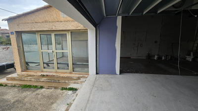 Local commercial - 90 m² - 2 pièces