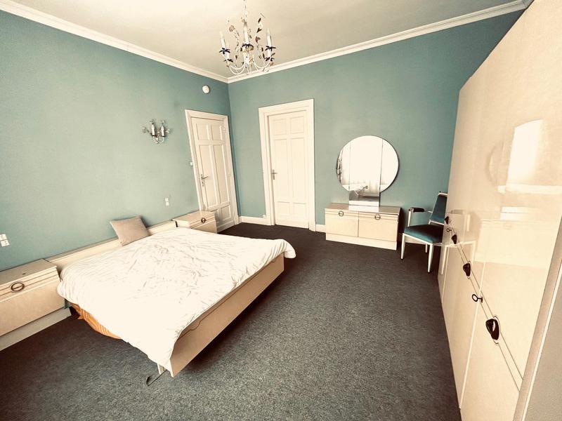 Maison de maîtres - 190 m² - 8 pièces