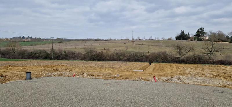 Terrain constructible - 1 066 m²