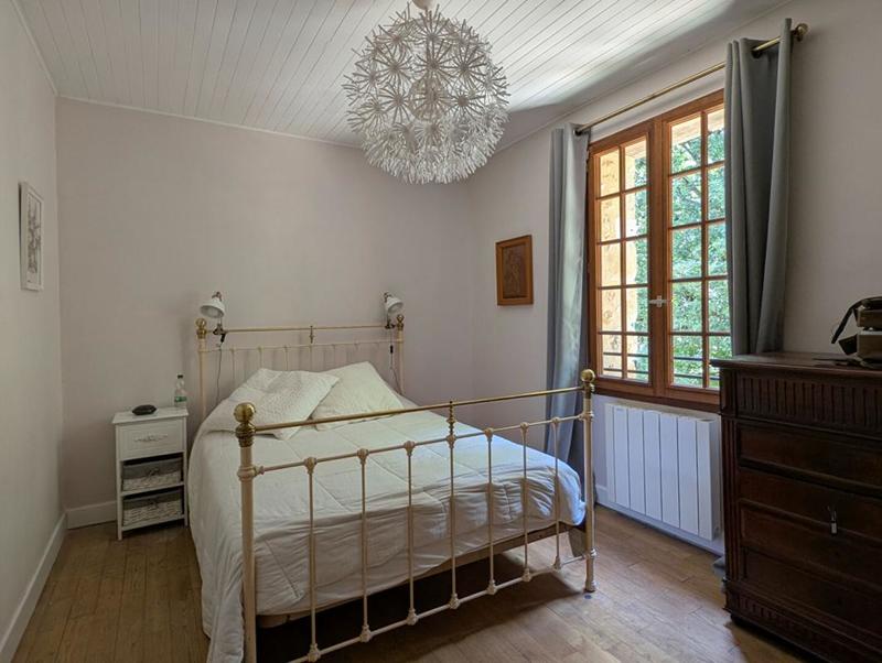 Maison - 221 m² - 5 pièces