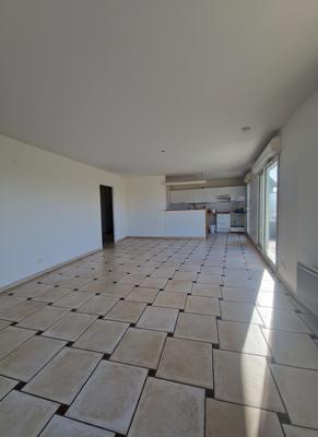 Appartement - 120 m² - 5 pièces