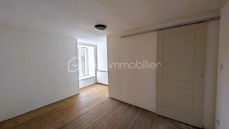 Maison de village - 93 m² - 6 pièces