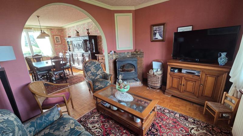 Maison traditionnelle - 105 m² - 5 pièces