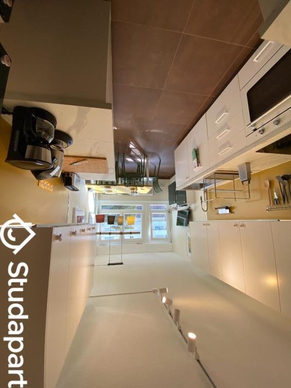 Chambre - 13 m² - 1 pièce