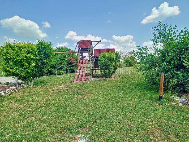 Maison - 135 m² - 6 pièces