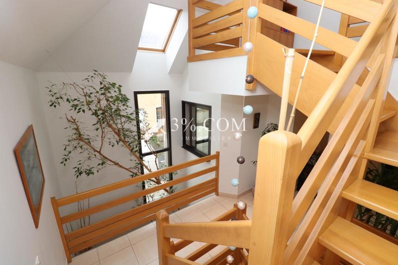 Maison d'architecte - 141 m² - 6 pièces