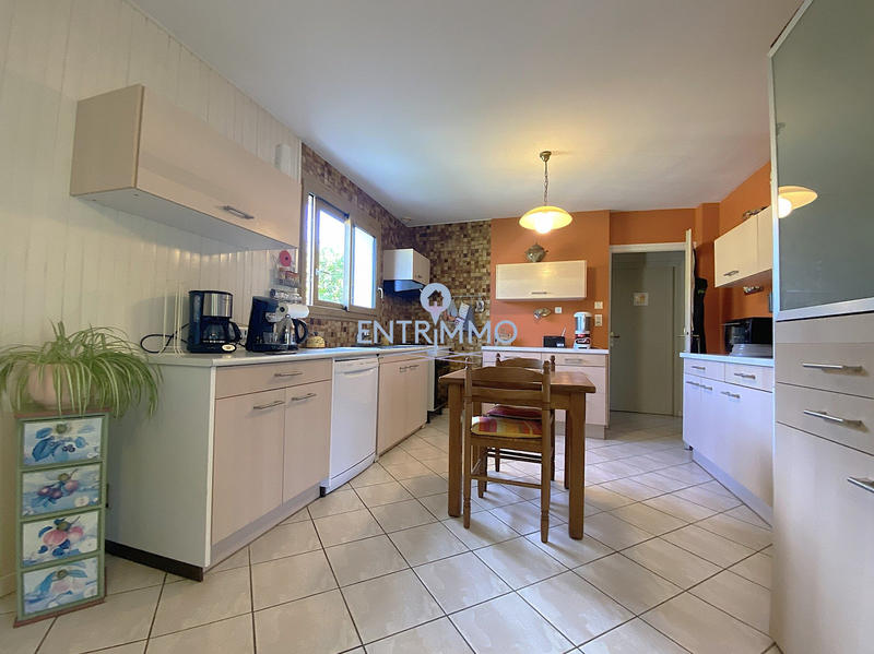 Maison - 162 m² - 6 pièces