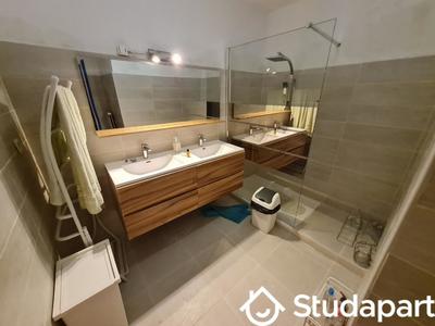 Chambre - 13 m² - 1 pièce