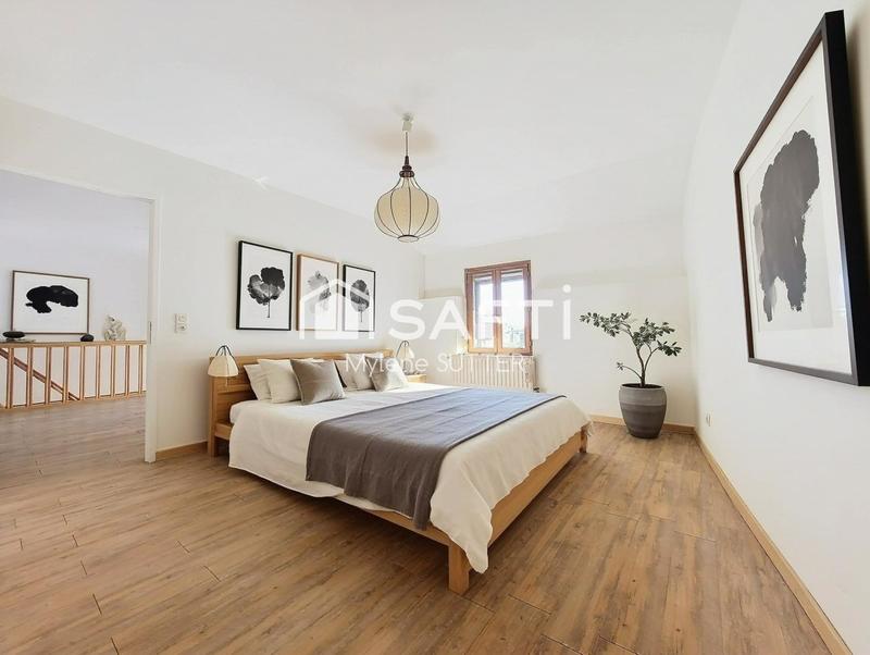 Maison - 145 m² - 7 pièces