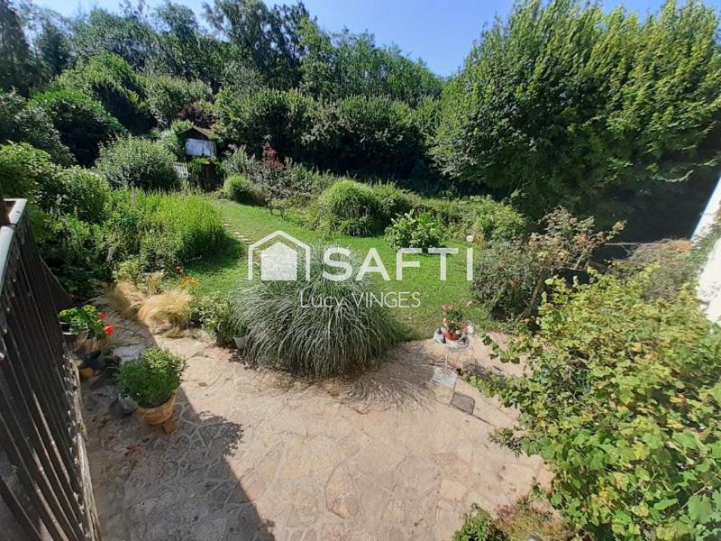 Maison - 162 m² - 7 pièces