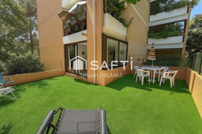 Appartement - 90 m² - 4 pièces