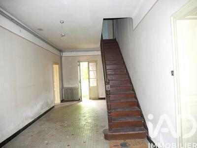 Maison - 230 m² - 6 pièces