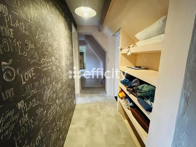 Maison - 147 m² - 8 pièces